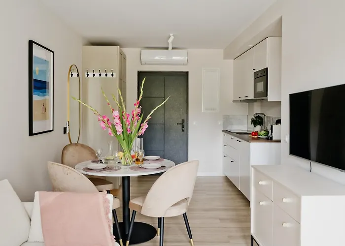 Lägenhet In Hygge Jastrzębia Góra